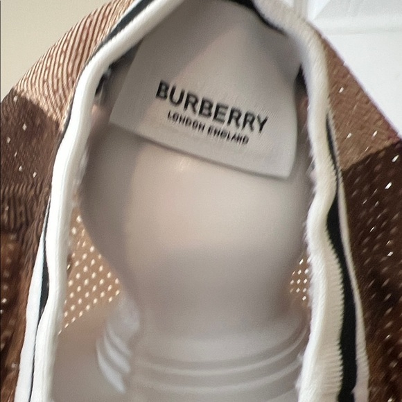Burberry Brown and Cream Checkered Top - Picture 3 of 13